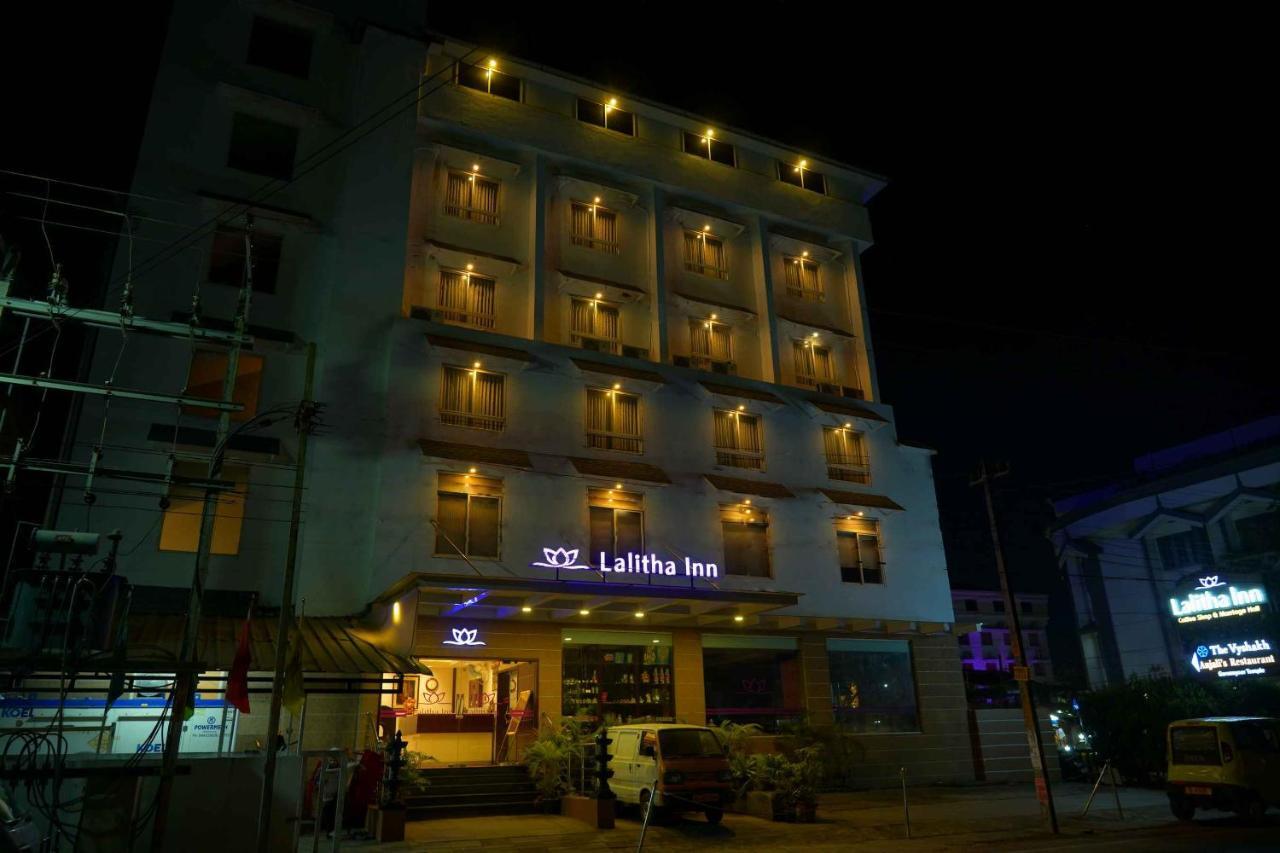 Lalitha Inn Guruvāyūr Buitenkant foto