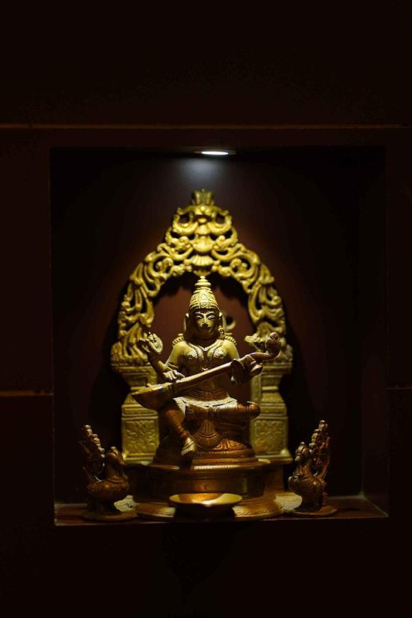 Lalitha Inn Guruvāyūr Buitenkant foto